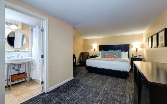 Port Inn and Suites Portsmouth, Ascend Hotel Collection