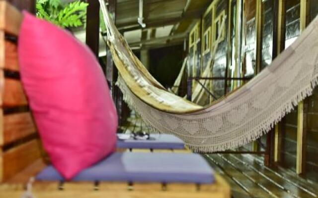 Casas Noronha Boldró Home