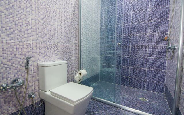 Two Seasons Boutique Hotel