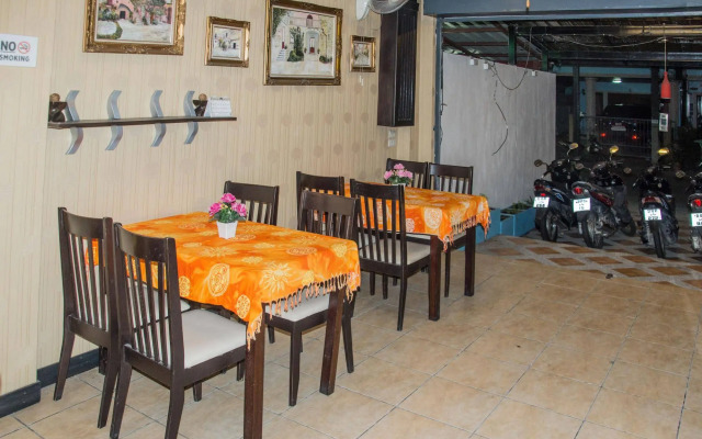 Patong Bay Guesthouse