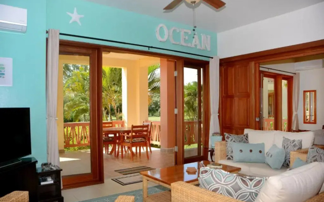 The Villas at Cocoplum