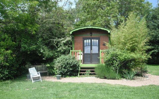 La Roulotte de l'Albizia