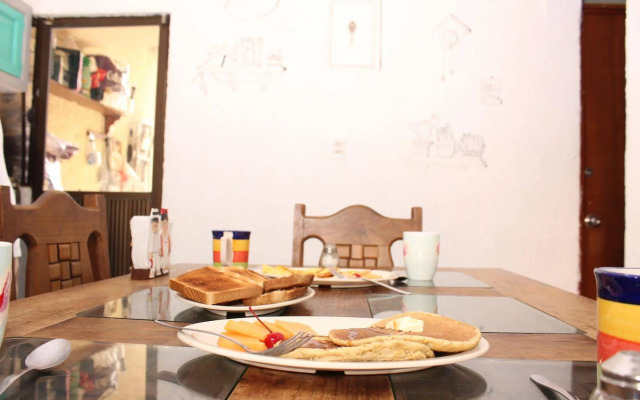 Kukulcan Hostel & Friends