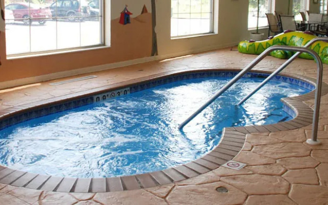 The Plaza Hotel & Suites Winona