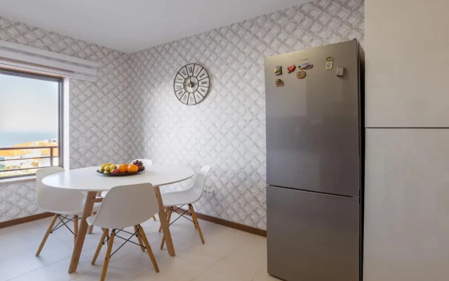 2bedroom-1bathroom-seaview-outdoorpool-petfriendly