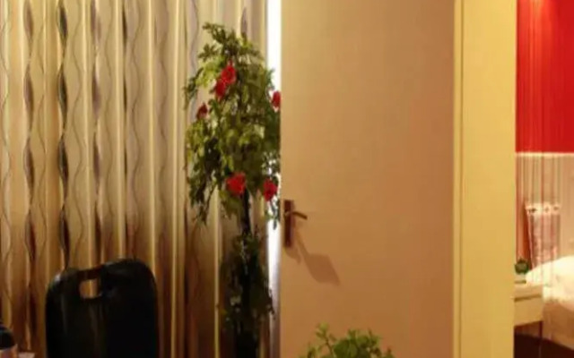 Renjia Business Hotel - Qingdao