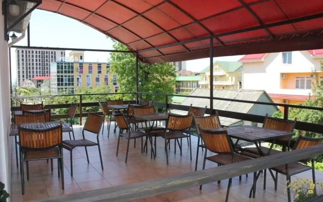 Lora Guest House