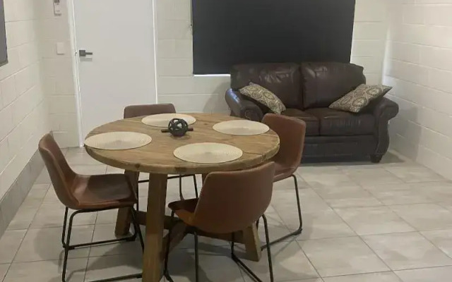 Castlereagh Lodge Motel