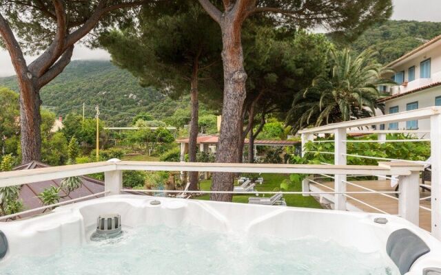 Hôtel Sant'Andrea, The Originals Relais (Relais du Silence)