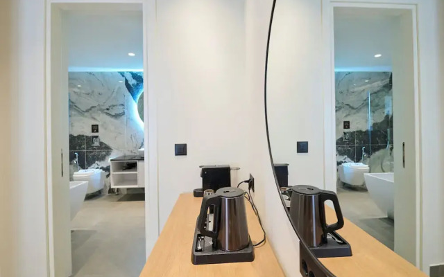 Monarco Executive Rooms