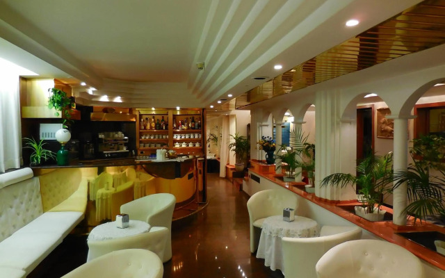 Hotel Roma