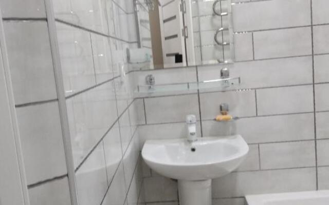 Apartment on Gulyamov 11