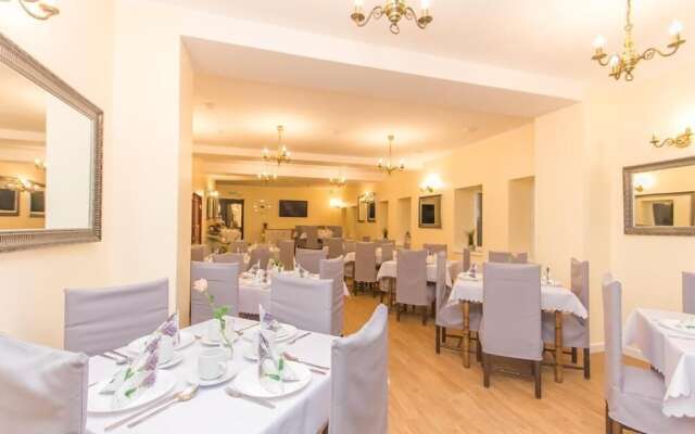Hotel Lazur