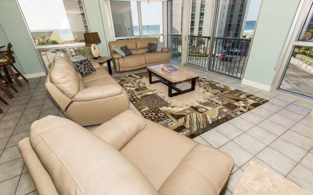 Shoreline Towers by Holiday Isle