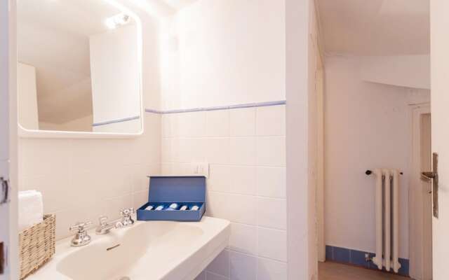 Sala Comacina Villas