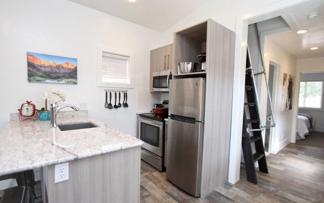 The Escape to East Zion