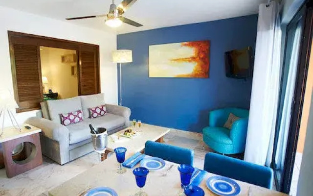 Villa del Palmar Residences