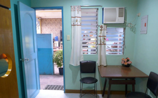 Rozen Suites Malakas