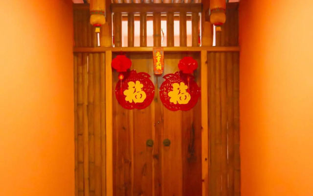 Yangshuo Scenic Mountain Retreat