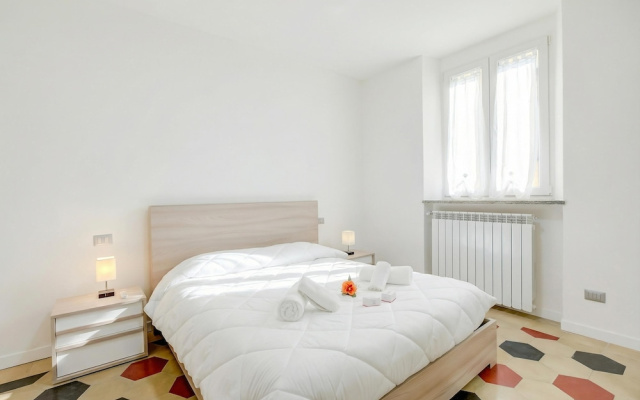 Patty New Apartment in Laveno Center