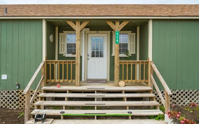 Wine Down on the Bay