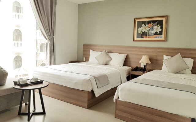 An Hoi Canary Hotel