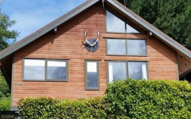 58b Chalet Cres