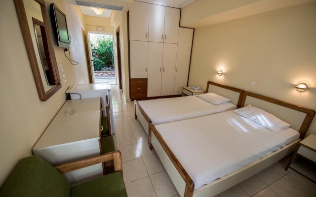 Ionis Hotel