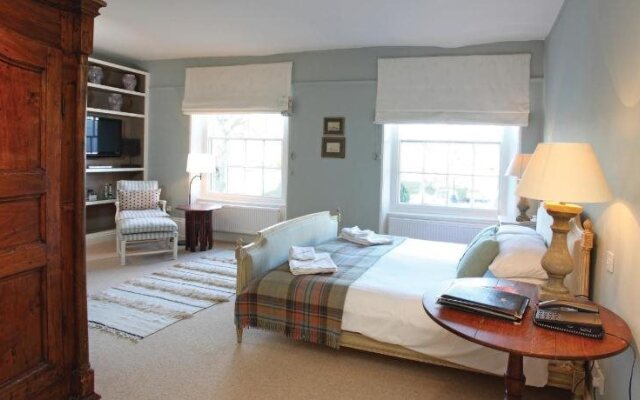 The Crown Hotel