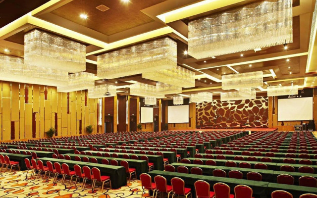 Отель Kun Tai Glory Hotel Beijing Wangjing