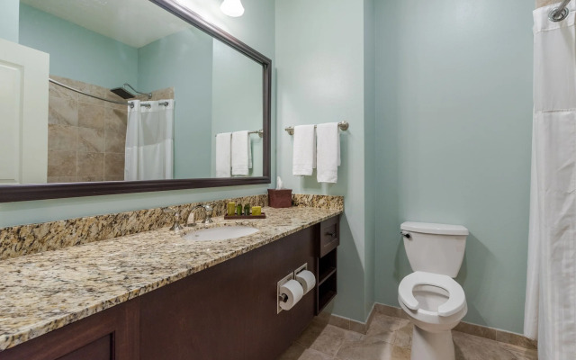 Chateau Saint Denis Hotel