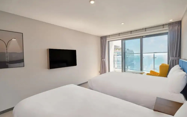 YCollection HaeundaeBeach