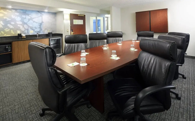 Courtyard by Marriott Lansing