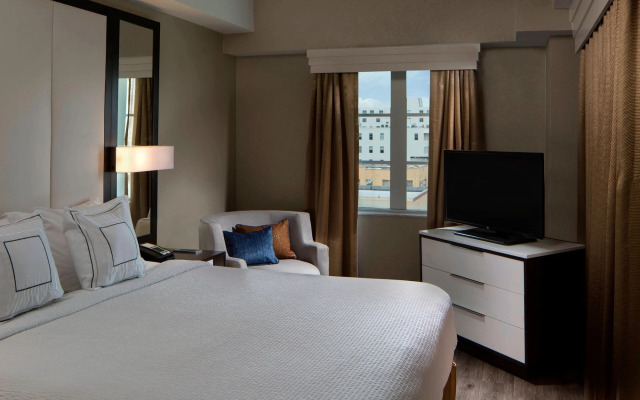 Courtyard by Marriott Miami Beach-South Beach