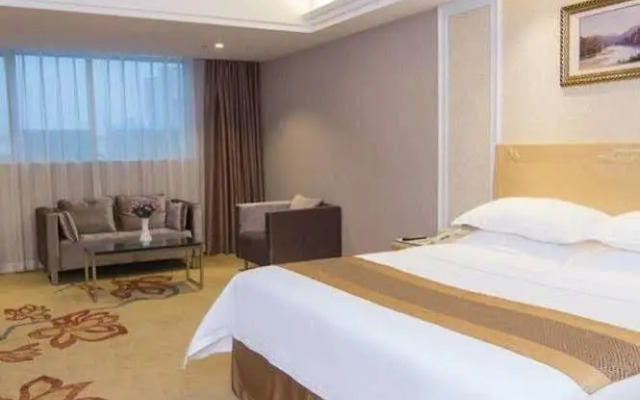 Vienna Hotel Guangzhou Qiaonan Aoyuan Square