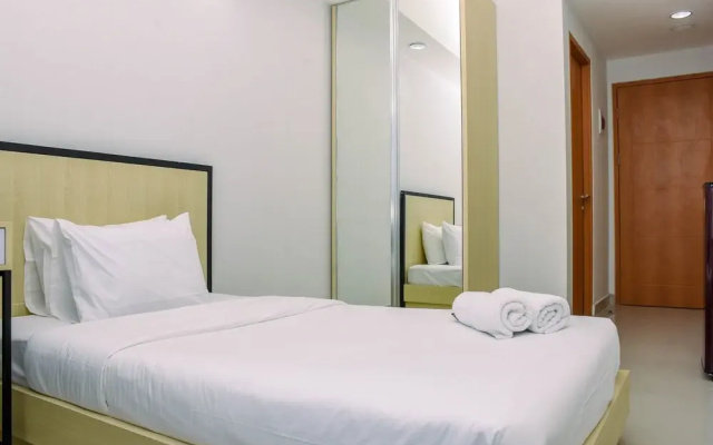 Elegant Studio with Single Bed at Evenciio Margonda Apartment