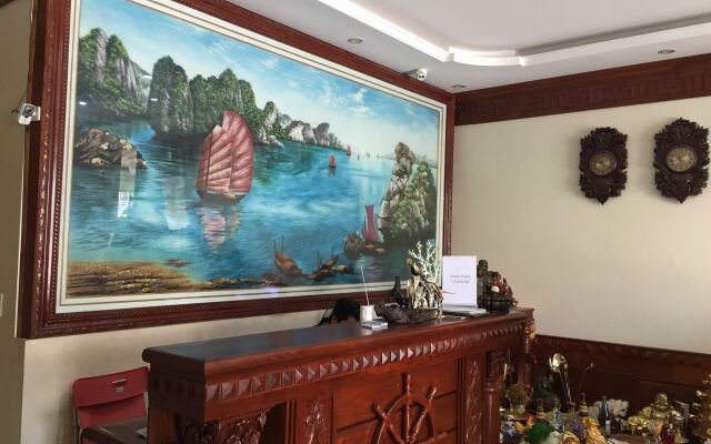 Ruby Ha Long Hotel