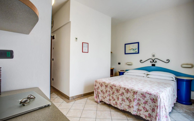 Ancora Hotel & Residence