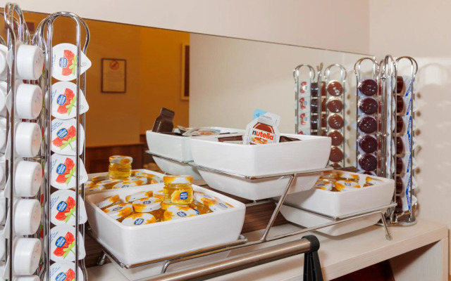 Camelia Hotel