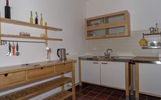 Apartment With one Bedroom in Rosolini, With Wifi