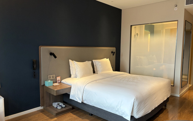 Holiday Inn Express Beijing Yizhuang Tongminghu by IHG – Guest Rooms – Beijing