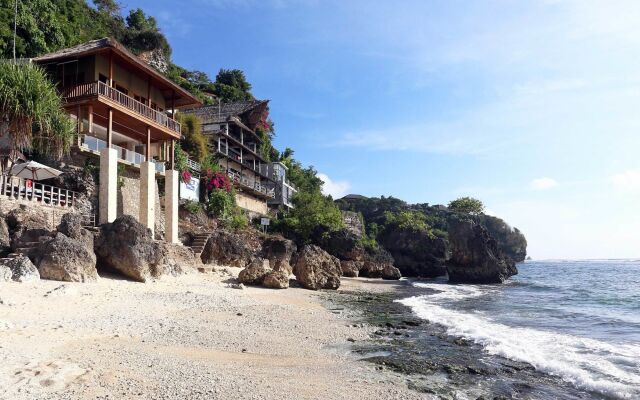 Bingin Beach House