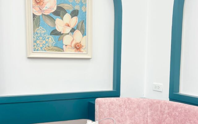 Marina Seaside Boutique Hotel