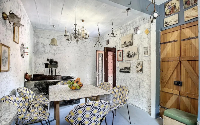 Avo Maria House by Atlantic Holiday