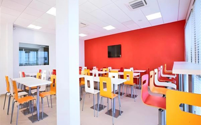 Hôtel Première Classe Caen Nord - Mémorial