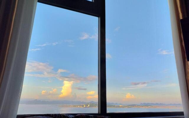 Ha Long Bay View Studio