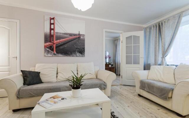 Light, cozy apartement