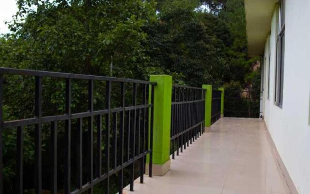 Nongkhlaw Hills Guest House