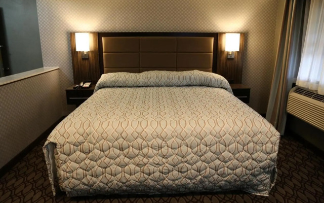 Red Carpet Inn Elmwood Park