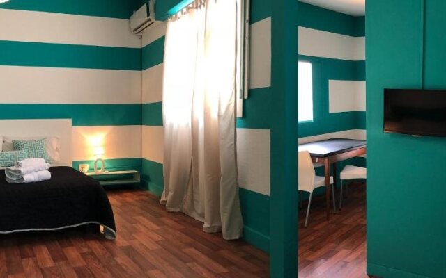 Defensa 821 Bed & Breakfast